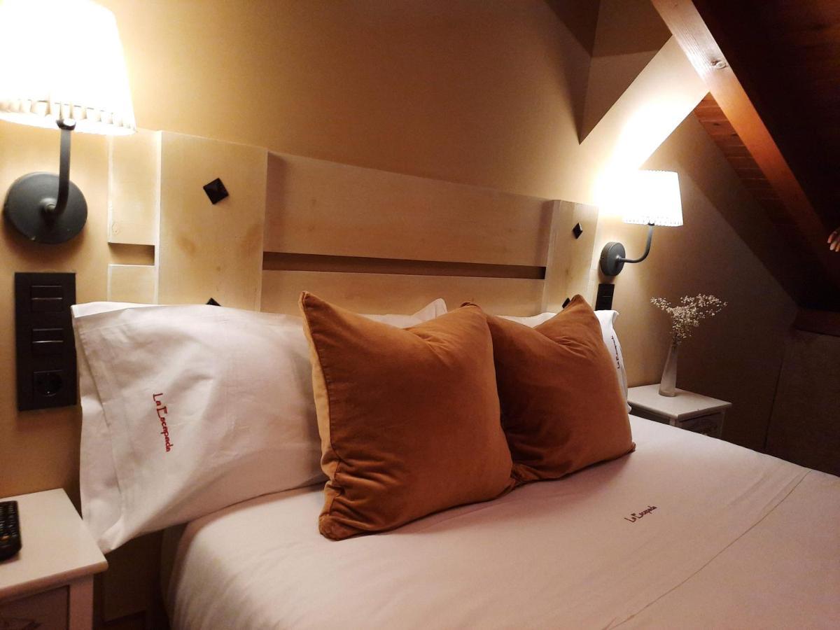 Apartamentos Rurales "La Escapada" Вилавичоза Екстериор снимка